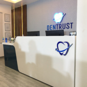 DenTrust-Dental-Centre.png