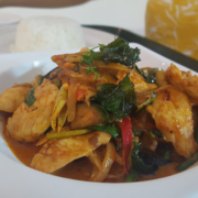 MAI-THAI-Al-Qurum-Complex-Authentic-Thai-food.png
