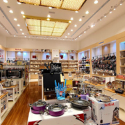 Salman-Stores-Oman-Avenues-Mall-1-1.png